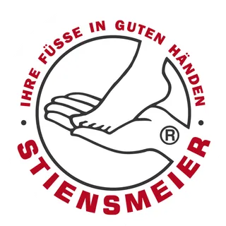 Logo von Stiensmeier: eine Hand, die einen Fuß trägt, umgeben vom Schriftzug „Ihre Füße in guten Händen“